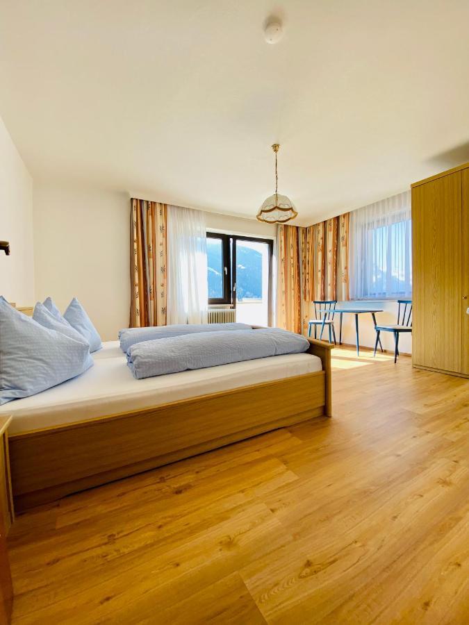 Haus Alpenrose Apartment ทรินส์ ภายนอก รูปภาพ