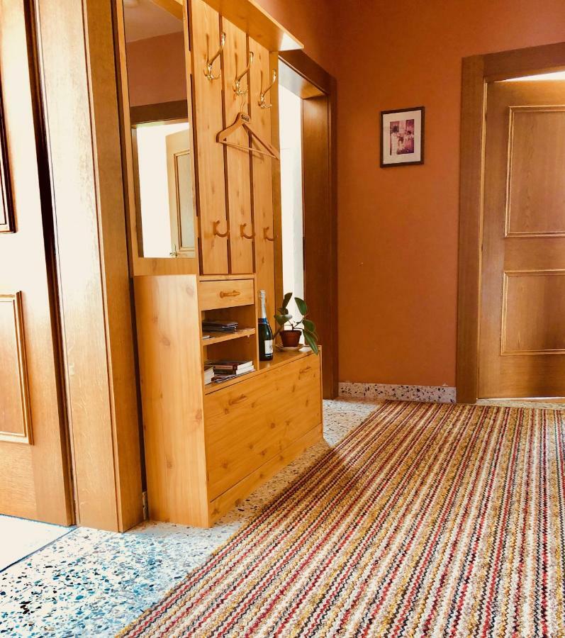 Haus Alpenrose Apartment ทรินส์ ภายนอก รูปภาพ